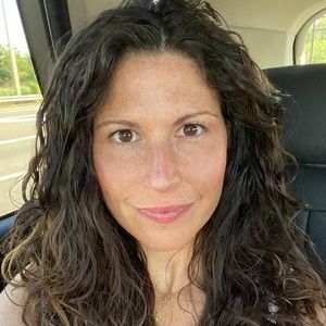 Meet your Posher, Samantha